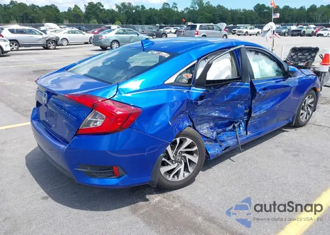 2018 Honda Civic Ex z USA, uszkodzony, nr VIN 19XFC2F70JE044011